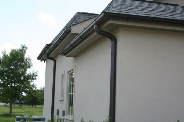 round-downspout-downpipe1.jpg