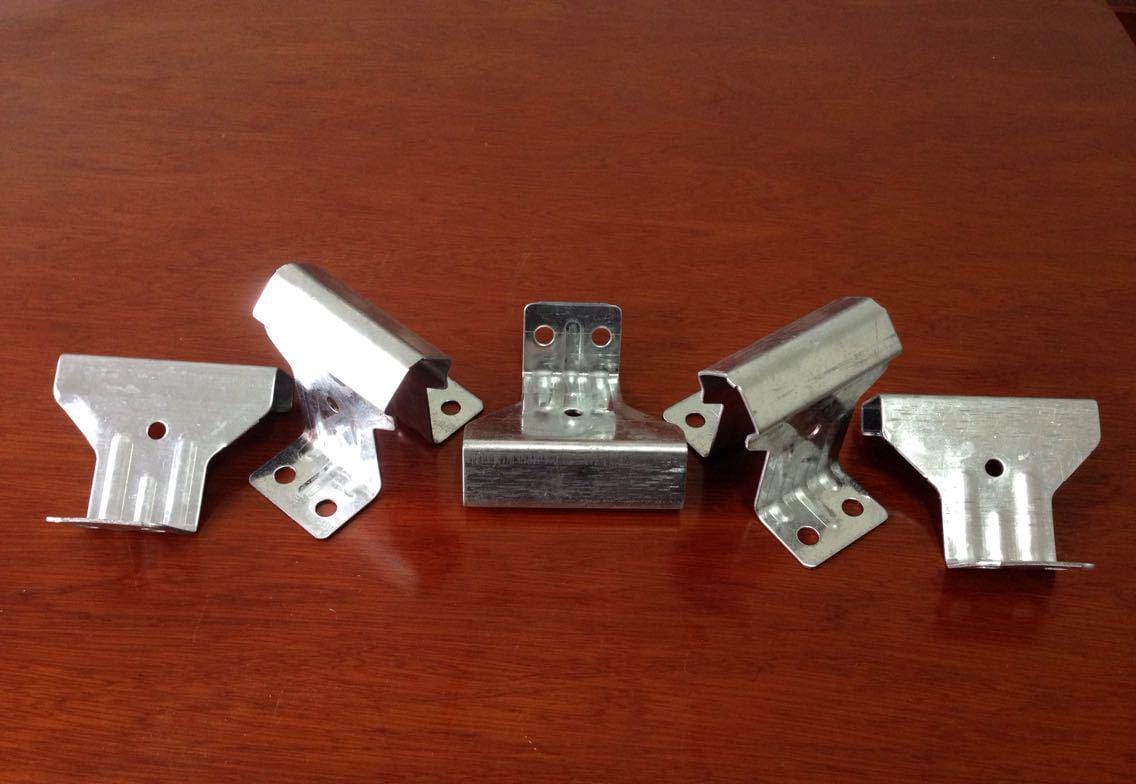 Metal-Roof-Clips-Tile-Roof-Clips2.jpg